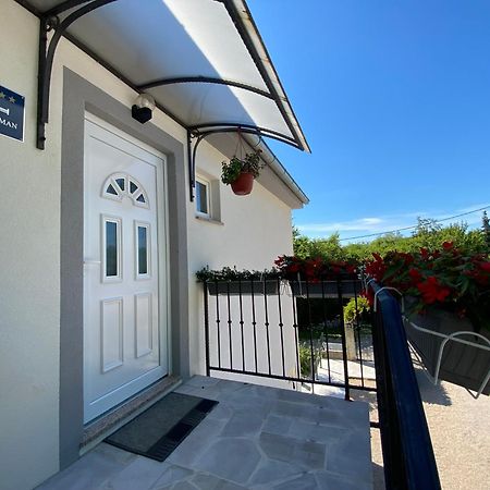 Apartmani Foresta Kras Εξωτερικό φωτογραφία