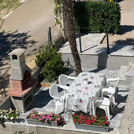 Apartmani Foresta Kras Εξωτερικό φωτογραφία