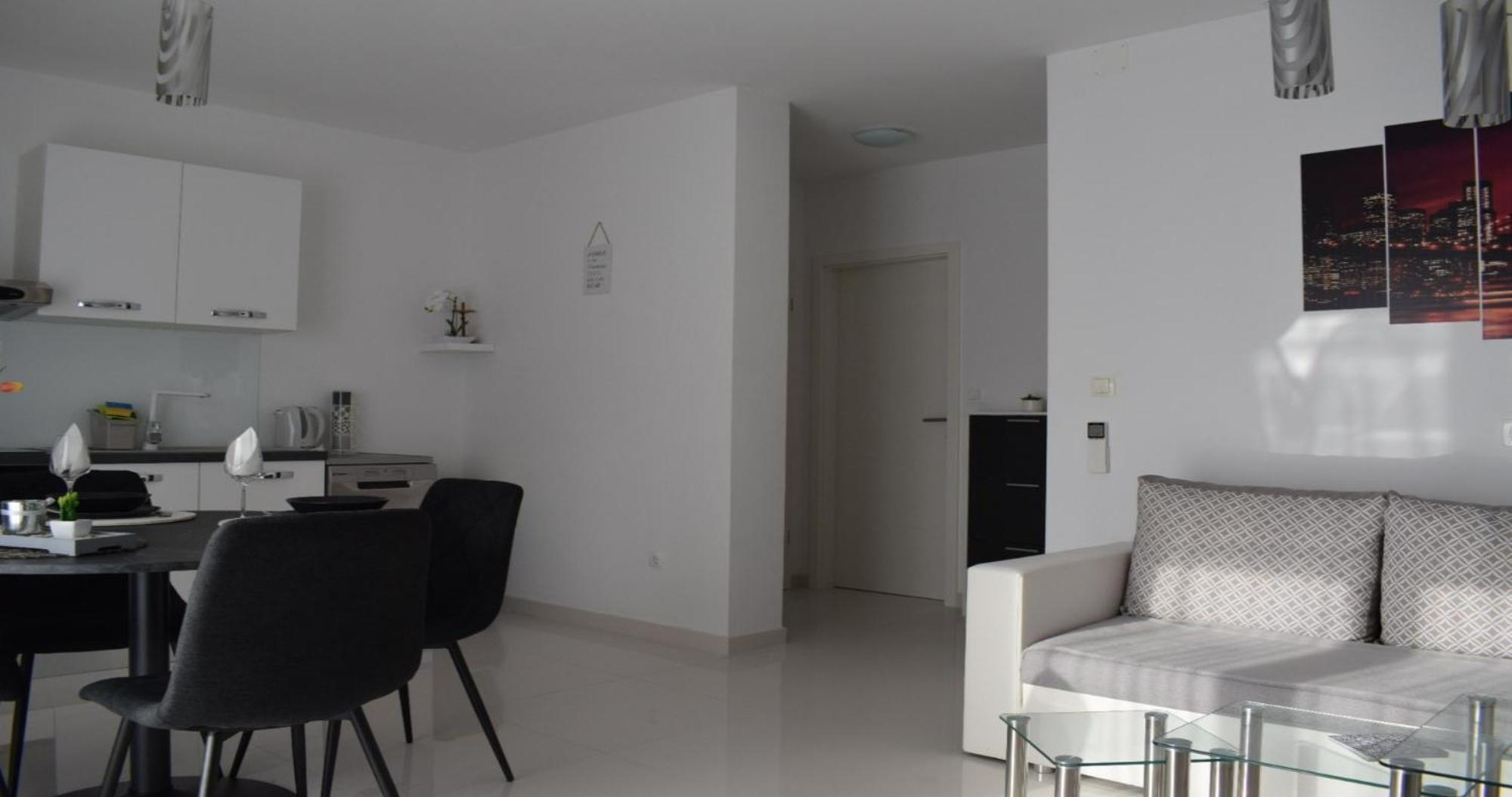 Apartmani Foresta Kras Εξωτερικό φωτογραφία