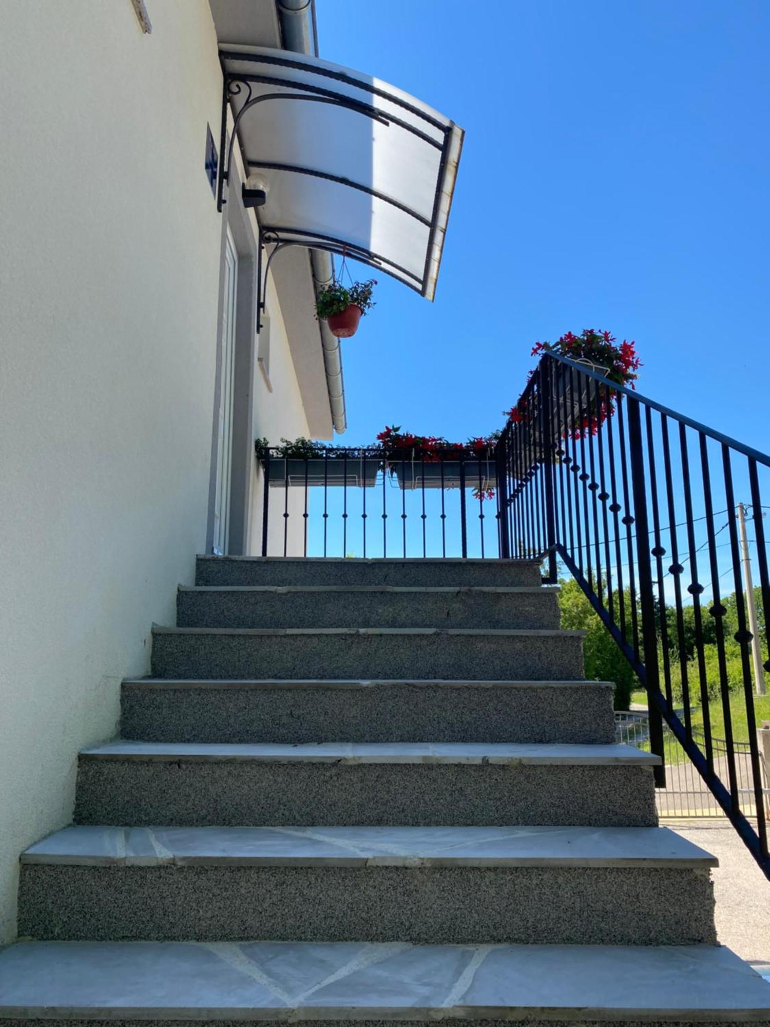 Apartmani Foresta Kras Εξωτερικό φωτογραφία