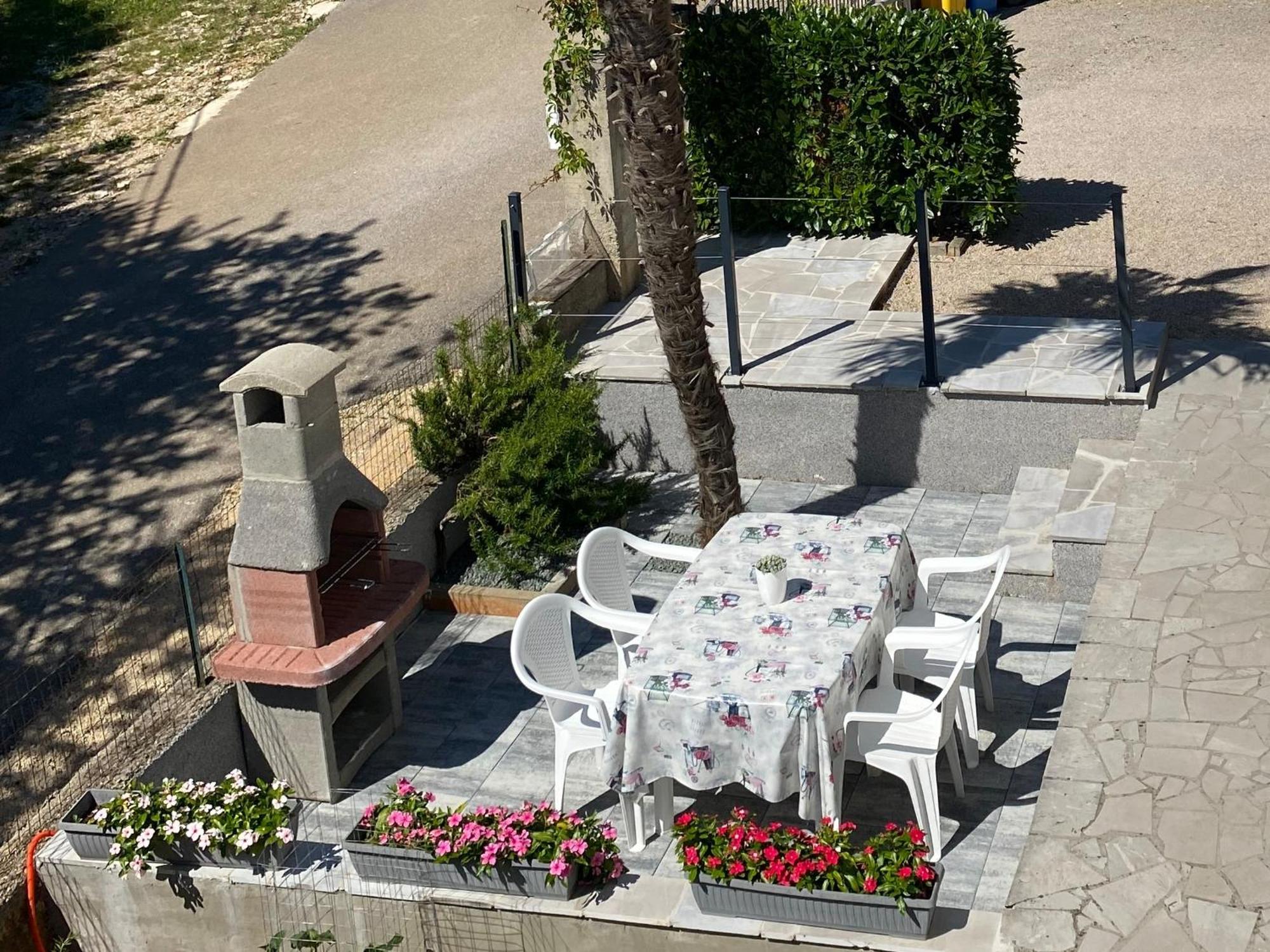 Apartmani Foresta Kras Εξωτερικό φωτογραφία